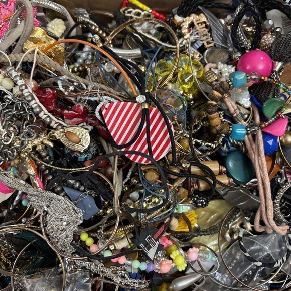 The Unbranded Brand Jewelry - 5 lb box Costume Mystery Jewelry Crafting Tangled Junk Broken Variety